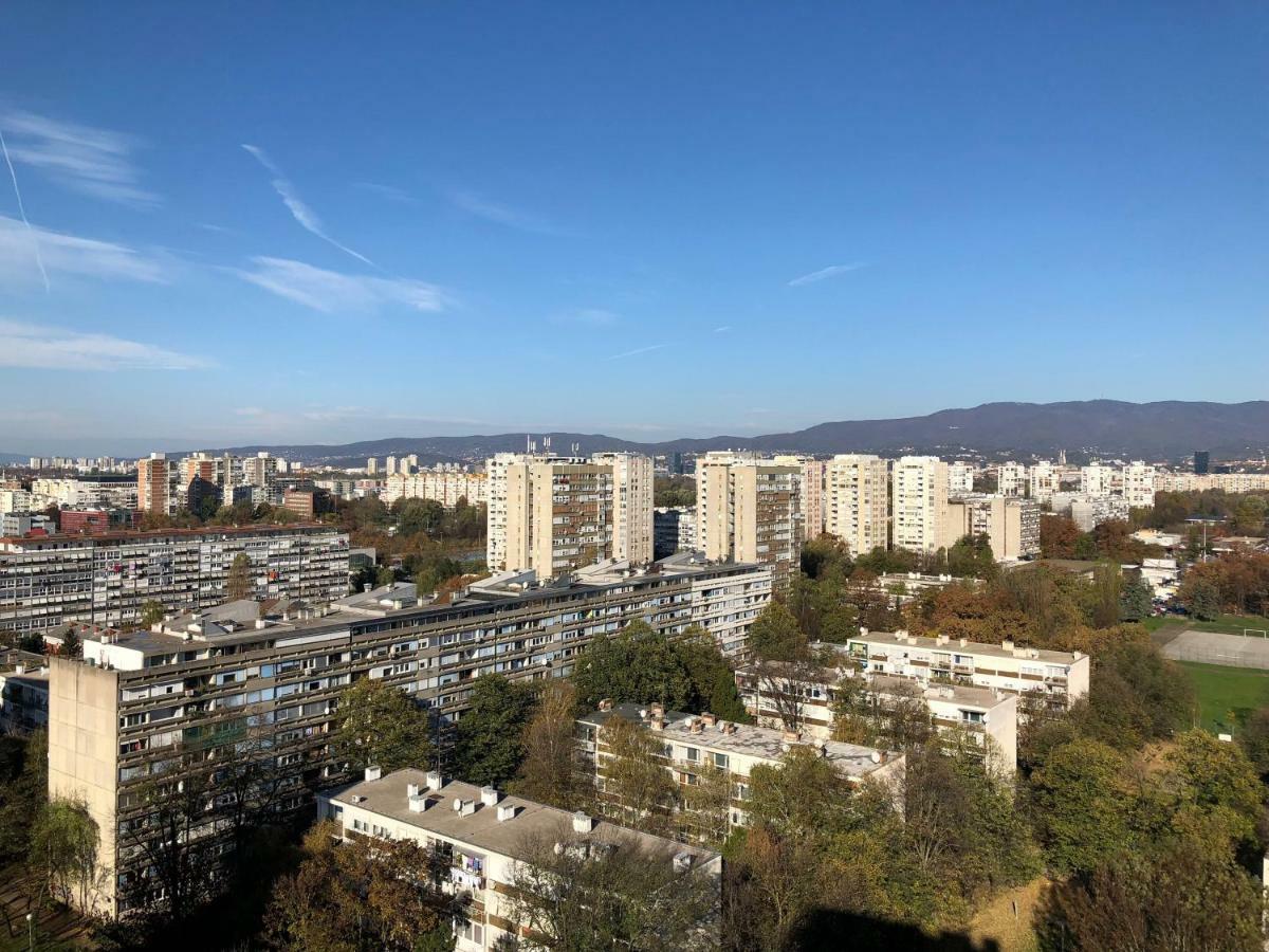 자그레브 Penthouse "Sky 17" S Balkonom I Besplatnim Parkingom 아파트 외부 사진